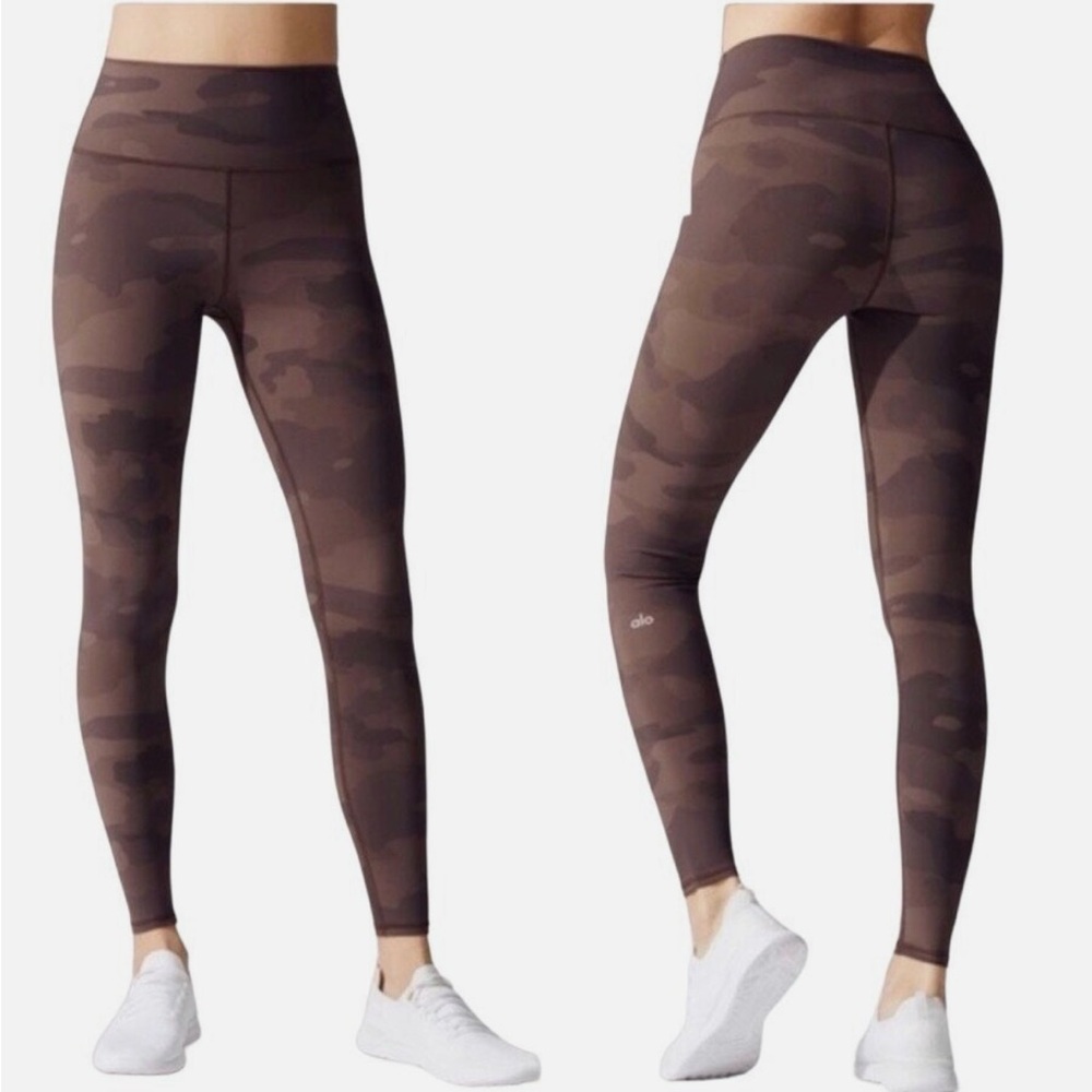 (SOLD) ALO Yoga Cocoa Camo Brown Vapor High Waisted Leggings - Medium